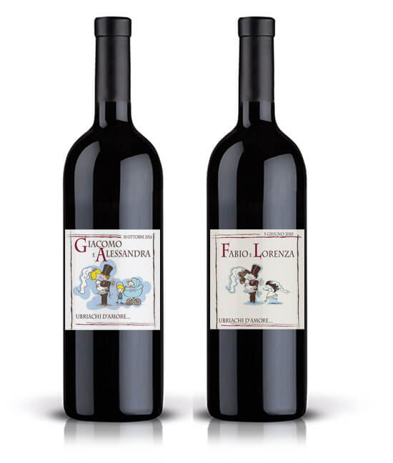 bottiglie di vino personalizzate: esempi applicati dell’etichetta M022V, per sposi con figli